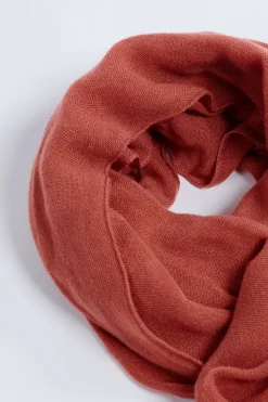 Echarpes et foulards Rose ORSANA MAITLAND