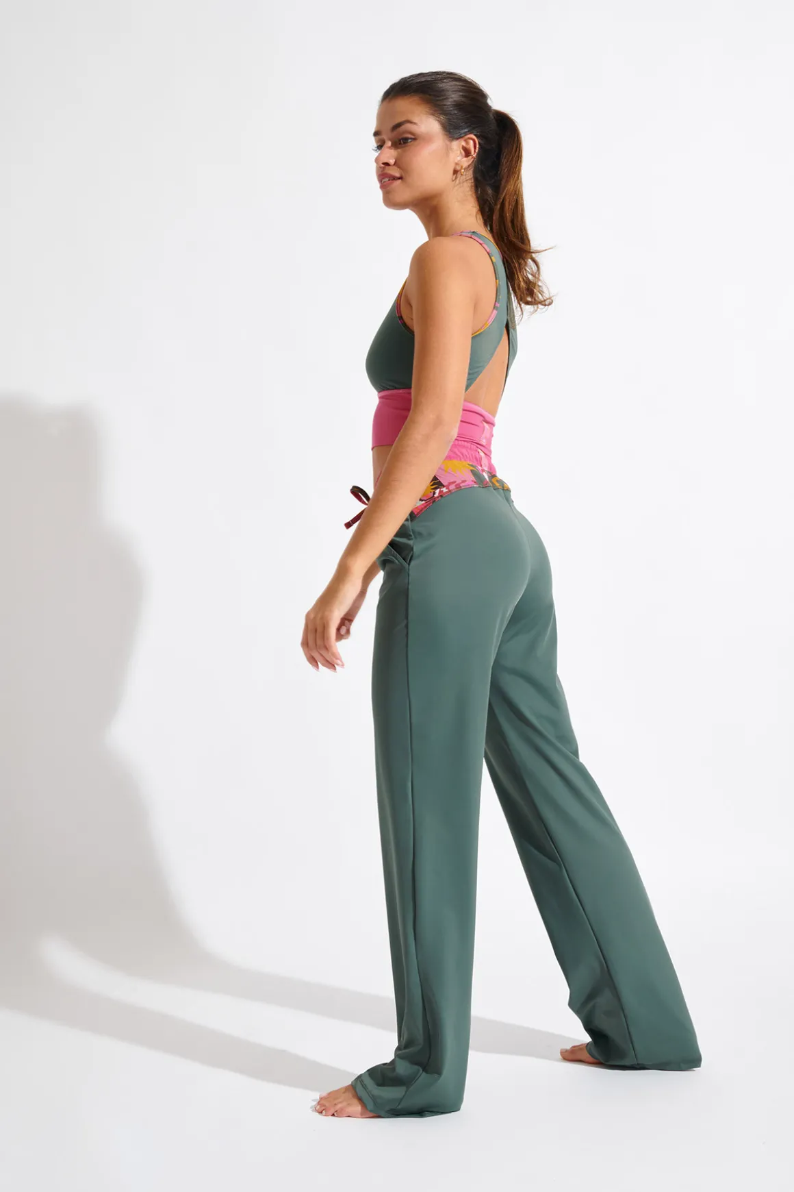 JOGGING Kaki FLOWEGA WELLSHINE